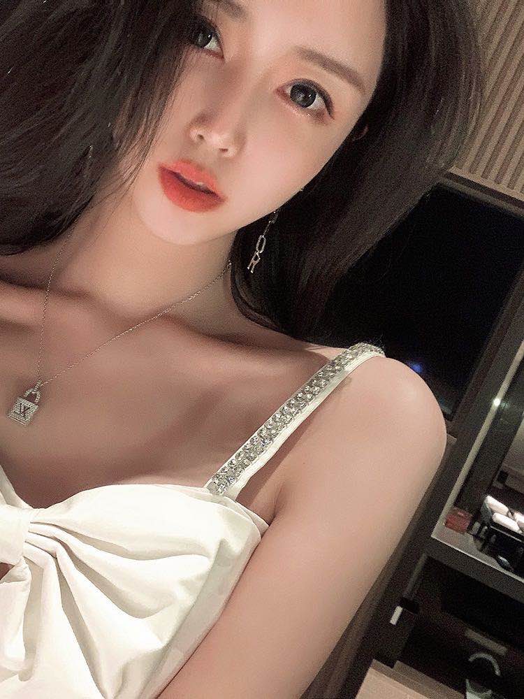 带朋友去奉化区足道商务会所,奢华体验就来都是颜控